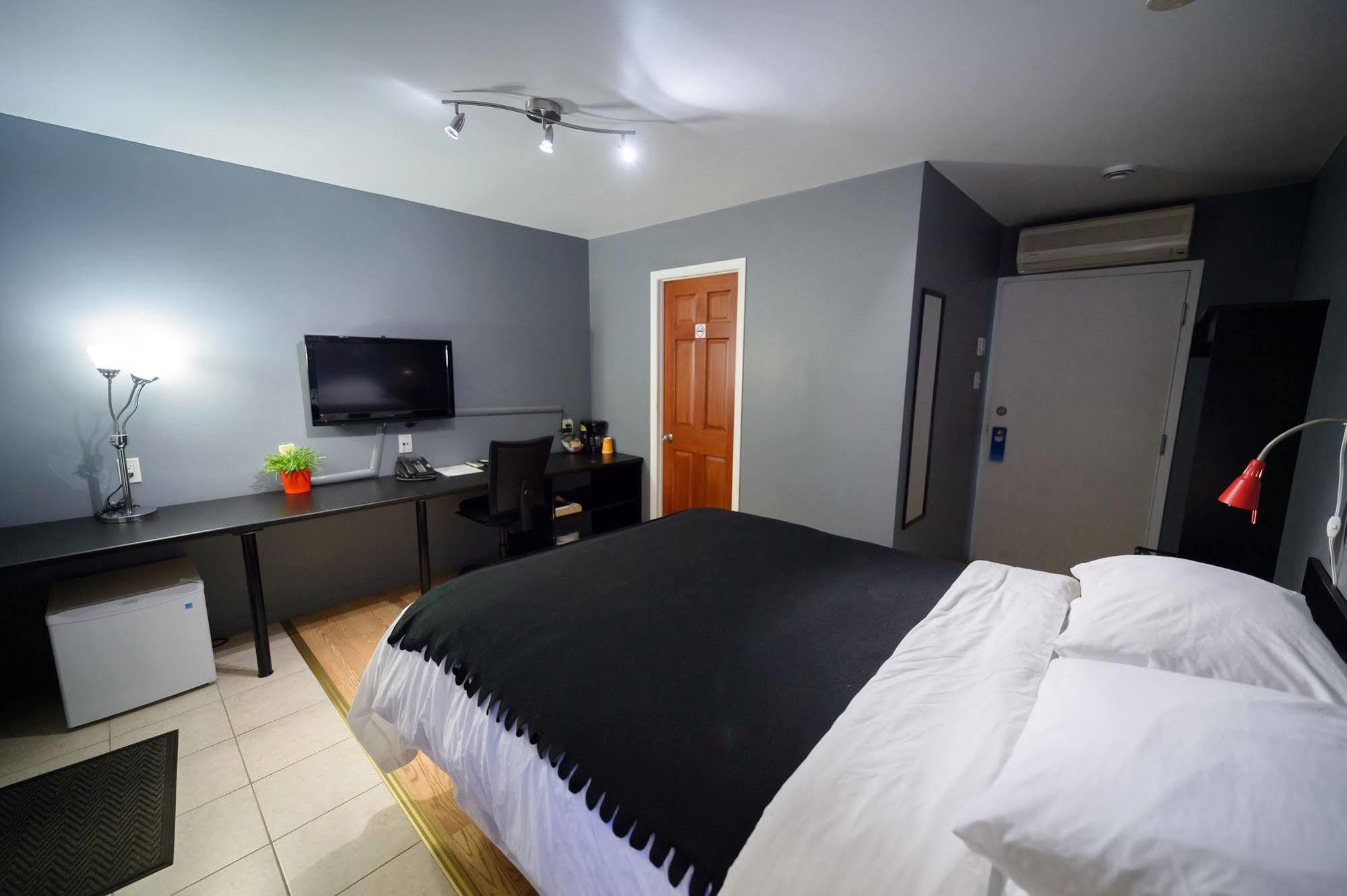Hotels Hebert Becancour Exterior photo